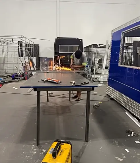 Projeto de casa rodante artesanal de alta qualidade